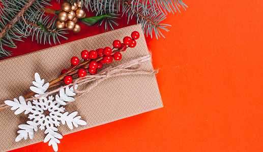 Мы работаем в праздники!